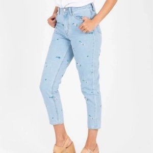 Levi's Floral Embroidered Mom Jean